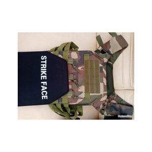 DEF25 NATO FRANCE CAMO PLATEVEST MED 2 NIJ 4 FRITTSTÅENDE BALLISTISKE PLATER